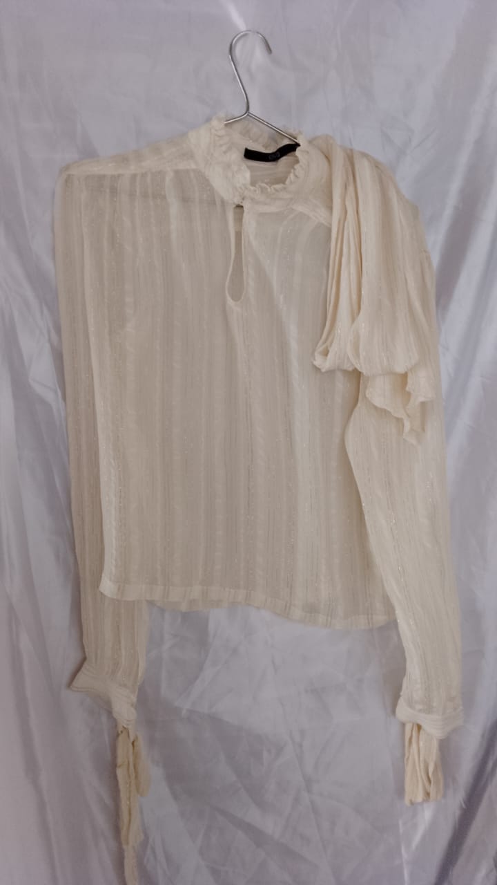 950518a8-f073-424f-997d-d0d151eba724 BLUSA - EVA - Imagem 1