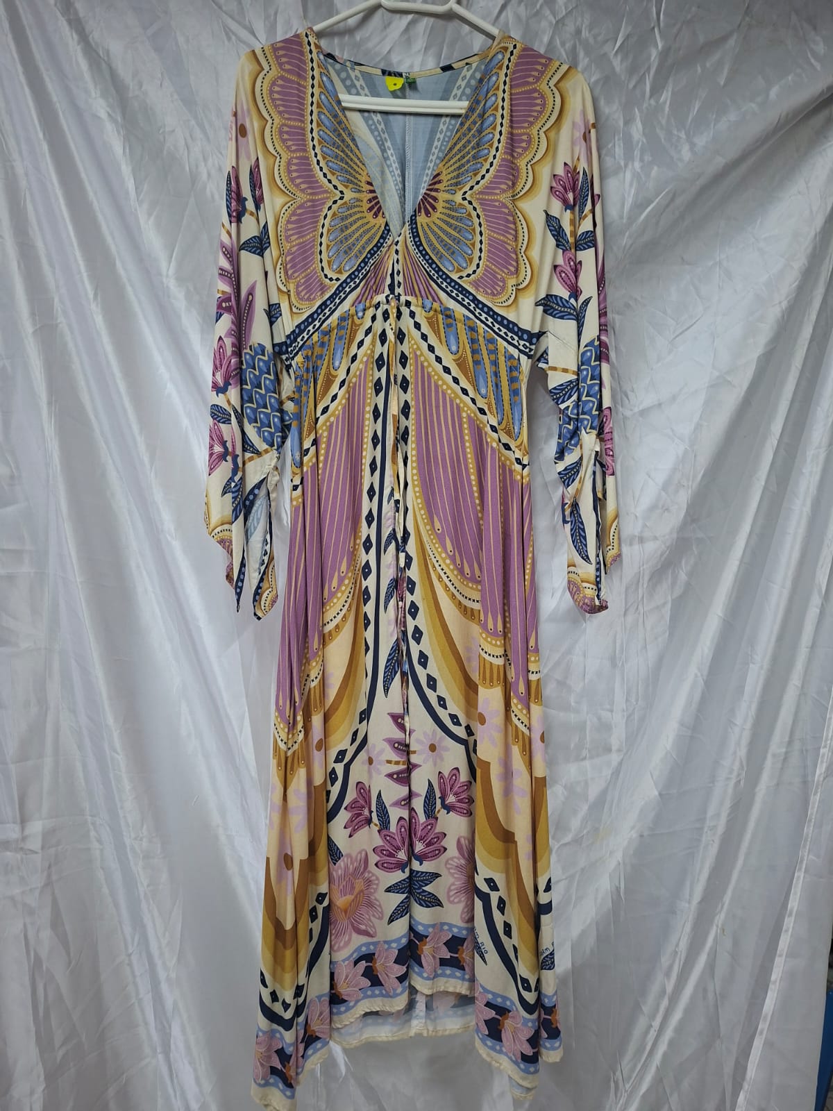 WhatsApp Image 2026-09-26 at 20.56.44 VESTIDO - FARM - Imagem 1